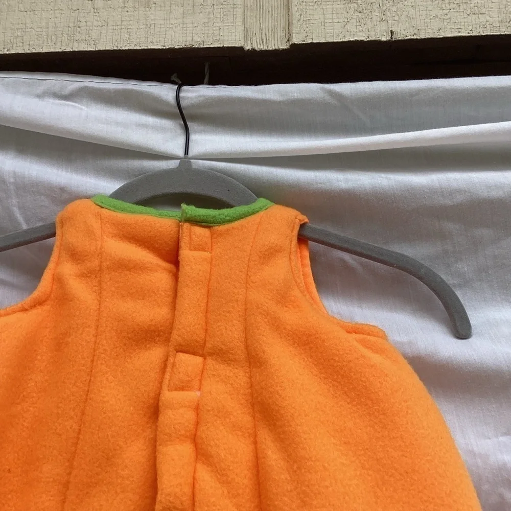 Dress Up America jack-o-lantern costume, size 6-12 months